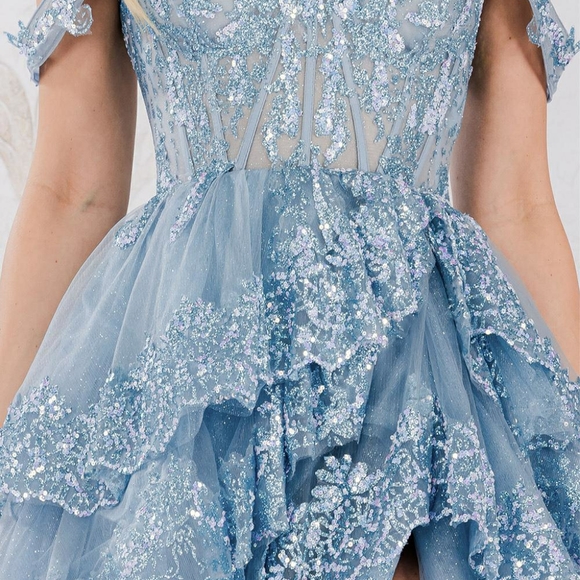 White Formal dress - Picture 2 of 10